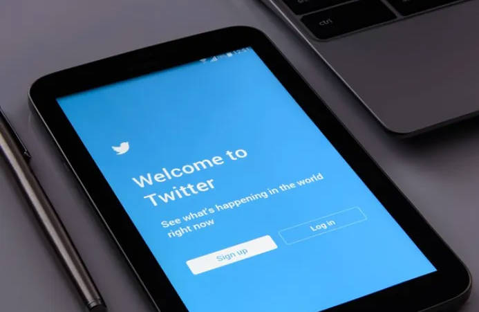 如何解除Twitter上的敏感内容警告？