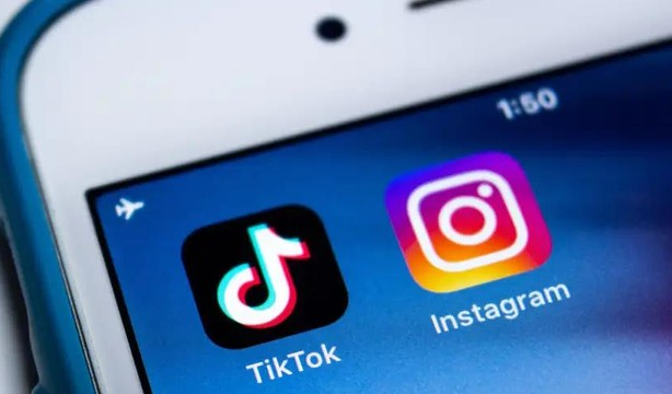 做Instagram群控必须要回的4种Instagram封面布局